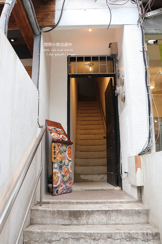 中山站餐廳韓式料理，四米大石鍋拌飯專賣，隱藏在巷弄中的韓式料理老屋餐廳，中山韓式料理