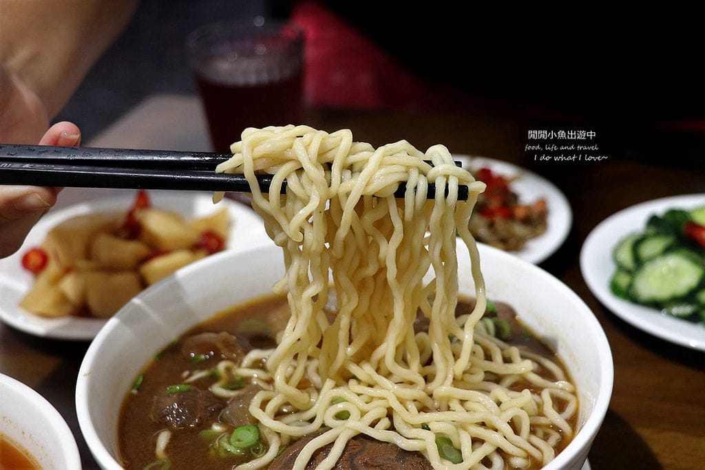 迪化街美食。湘帝御膳食堂。老屋餐廳享用紅燒牛肉麵、清燉牛肉麵、半筋半肉牛肉麵
