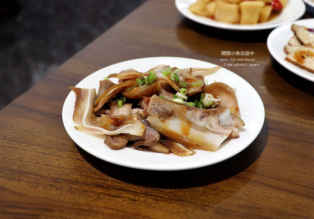 迪化街美食。湘帝御膳食堂。老屋餐廳享用紅燒牛肉麵、清燉牛肉麵、半筋半肉牛肉麵