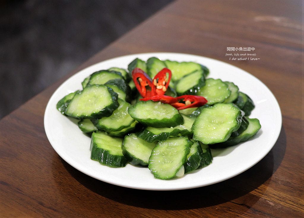 迪化街美食。湘帝御膳食堂。老屋餐廳享用紅燒牛肉麵、清燉牛肉麵、半筋半肉牛肉麵