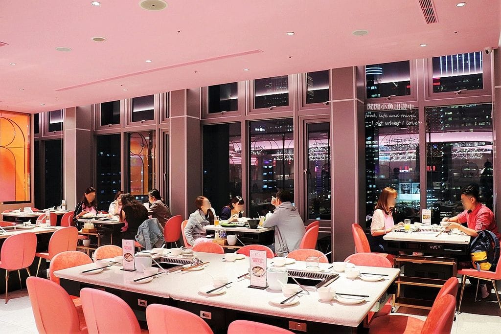 信義區美食餐廳 美滋鍋。新加坡粉紅夢幻火鍋店，膠原蛋白養顏美容鍋、滋補養生香辣鍋
