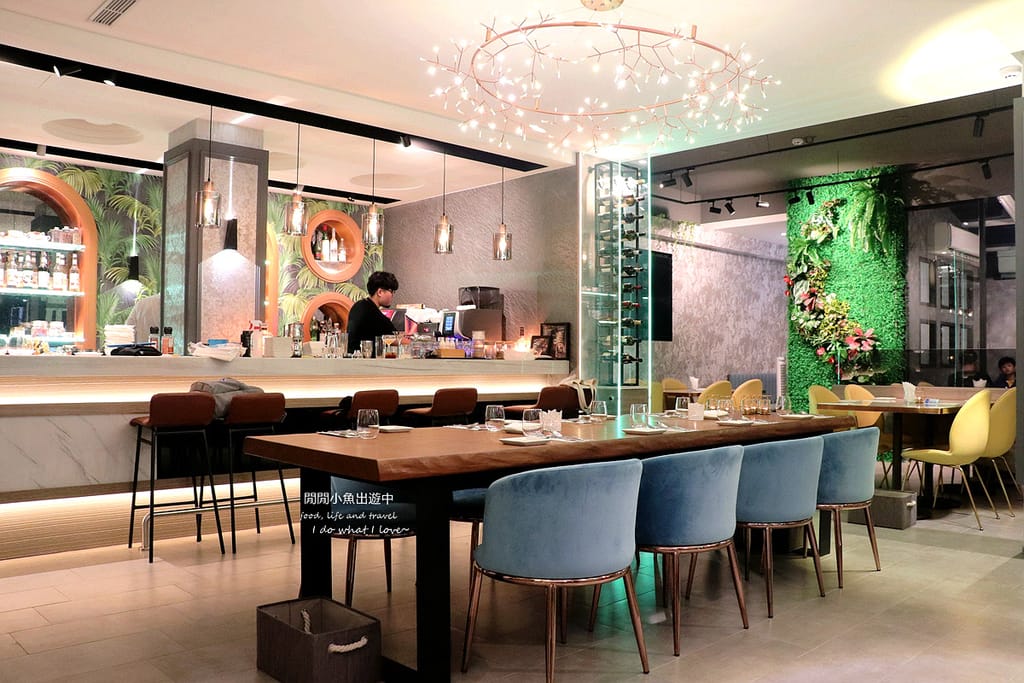 師大美食茱莉金牛排餐酒館LE SAGE Steak Bistro。奢華平價約會慶生餐廳，高CP值下午茶甜點